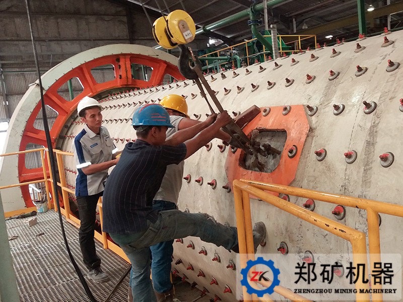 Φ3×12米制砂球磨機現場安裝圖