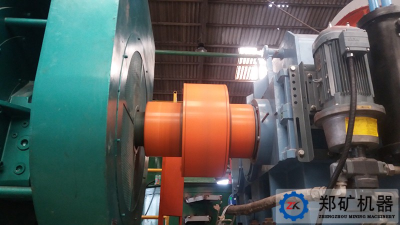 Φ3×12米制砂球磨機現場安裝圖