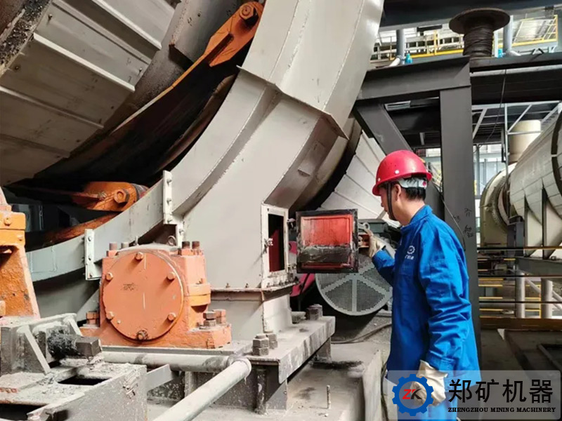 奔波中感受生活，忙碌中體驗(yàn)幸福，致敬馬師傅，致敬奔波在外的鄭礦人