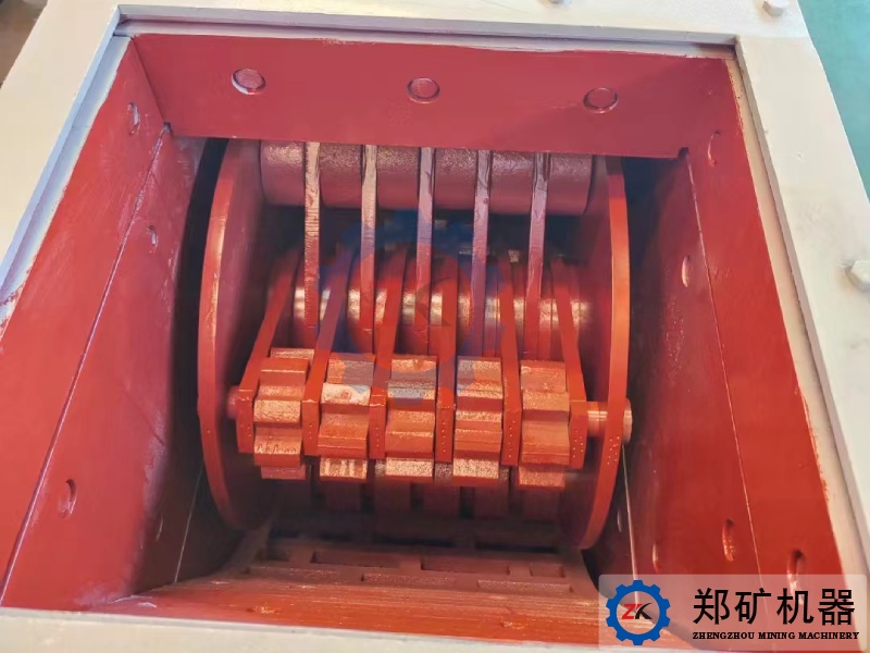 PCH0604環(huán)錘破碎機